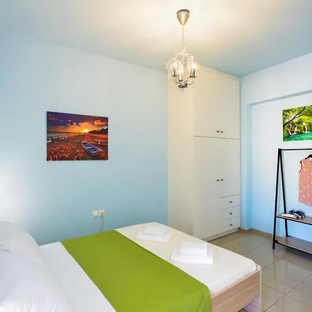 Seaside Old Venetian Harbour 2nd Floor Apartman