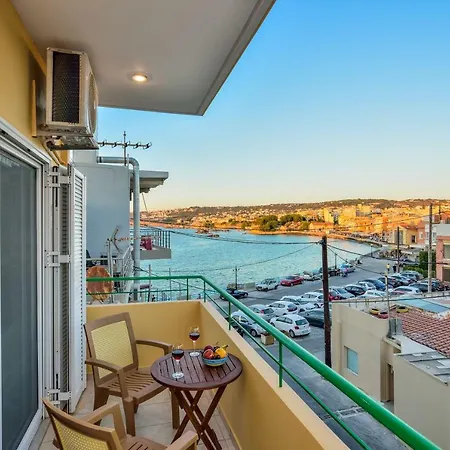 Seaside Old Venetian Harbour 2nd Floor * Chania (Crete)